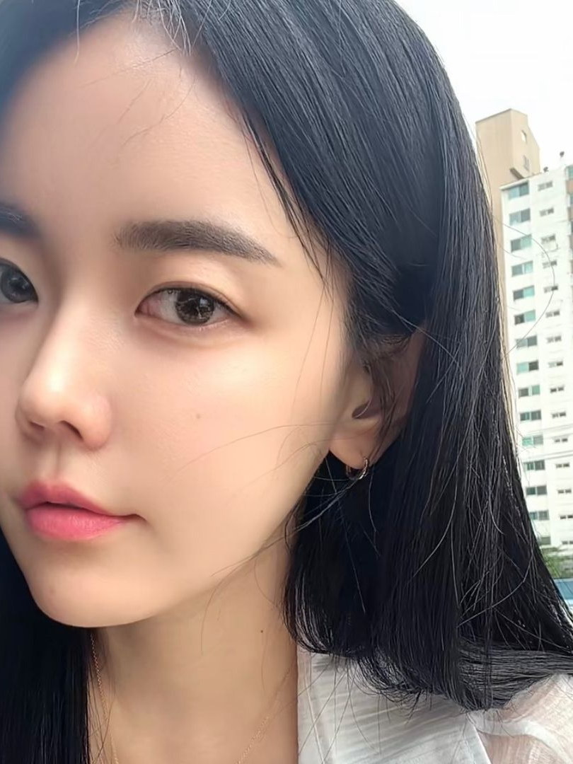 NINA 프로필